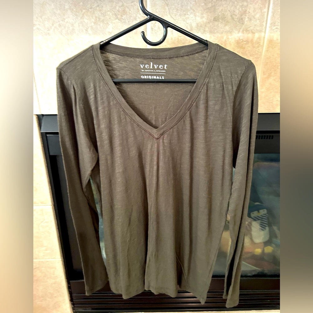 Velvet by Graham & Spencer Longsleeve V-Neck
